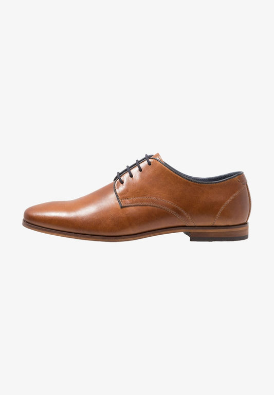 Schwarzer Glanzleder Schuh